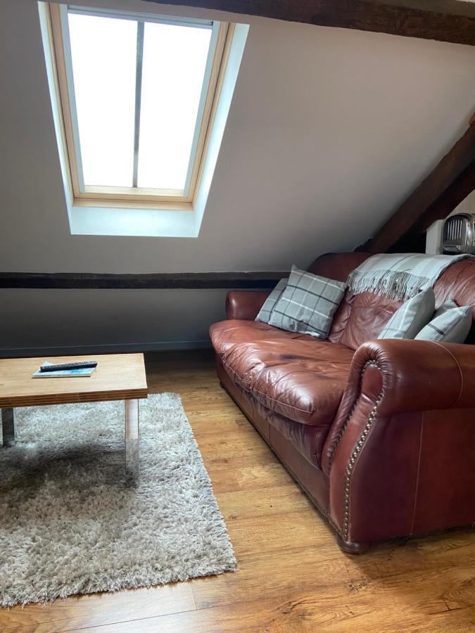 גלוסטר Victorian Penthouse Apartment מראה חיצוני תמונה