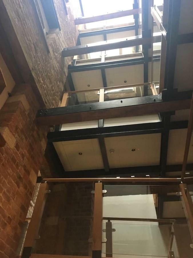 גלוסטר Victorian Penthouse Apartment מראה חיצוני תמונה