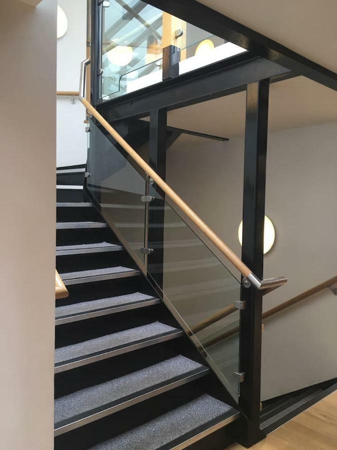 גלוסטר Victorian Penthouse Apartment מראה חיצוני תמונה